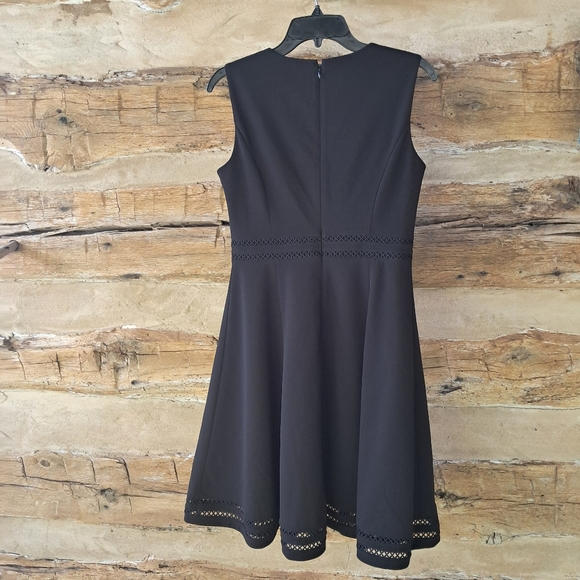 Calvin Klein Black Sleeveless Fit & Flare Midi Dress Size 8 - Picture 3 of 6